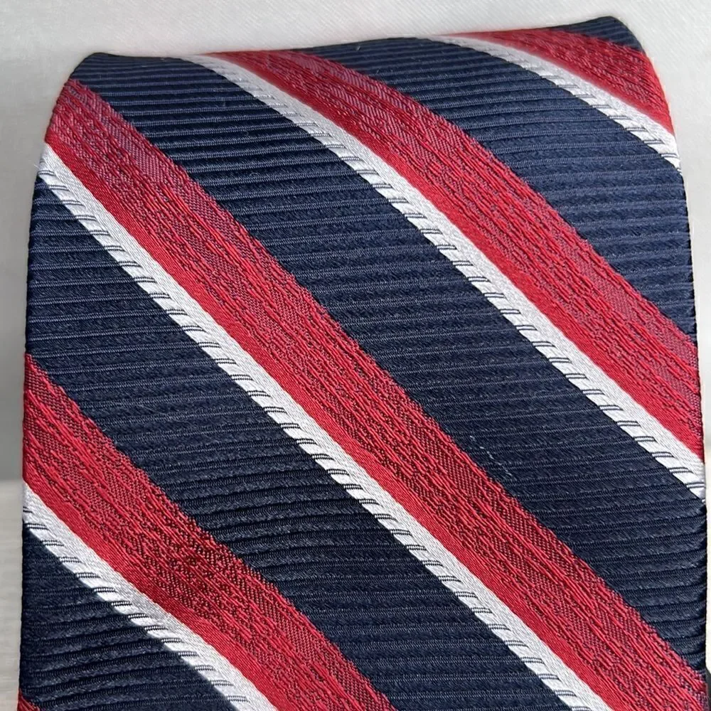 Bundle of 3 Men’s Silk ties Brand New!